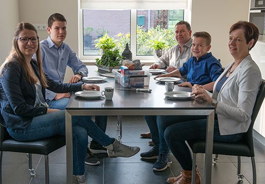 van Loon, Pluimveehouderij, Varkenshouderij